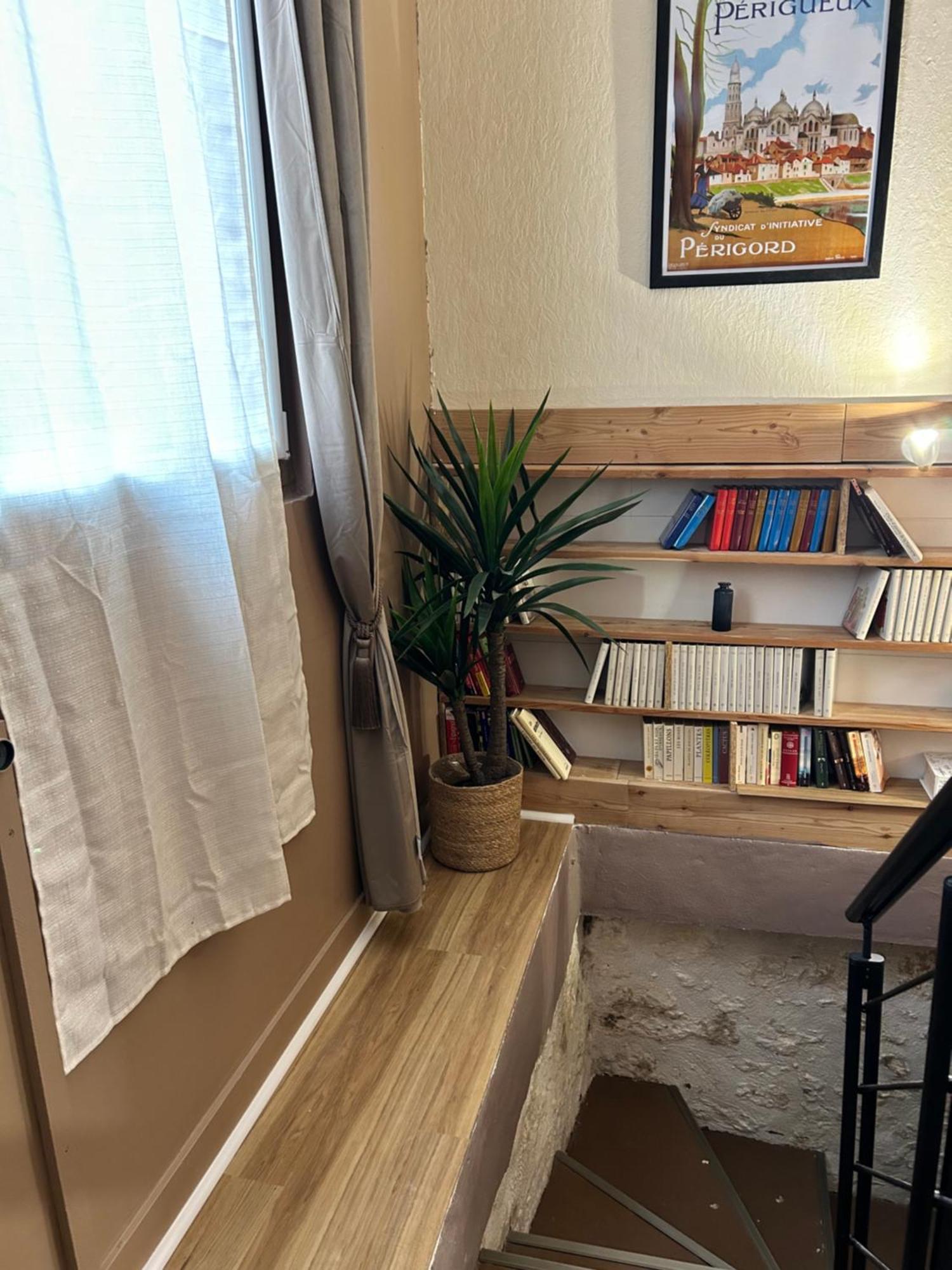 La Renaissance Apartment